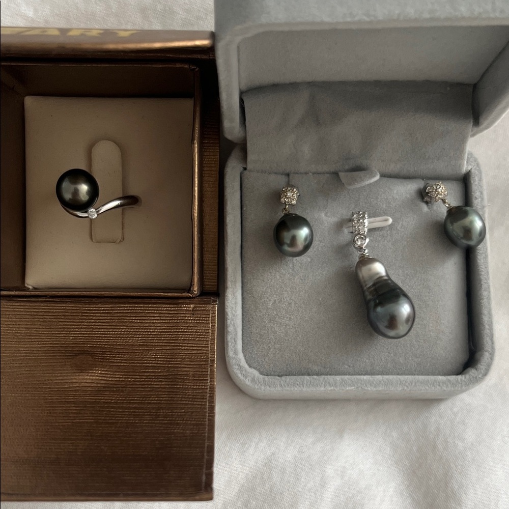 Tahitian Pearl Jewelry Set